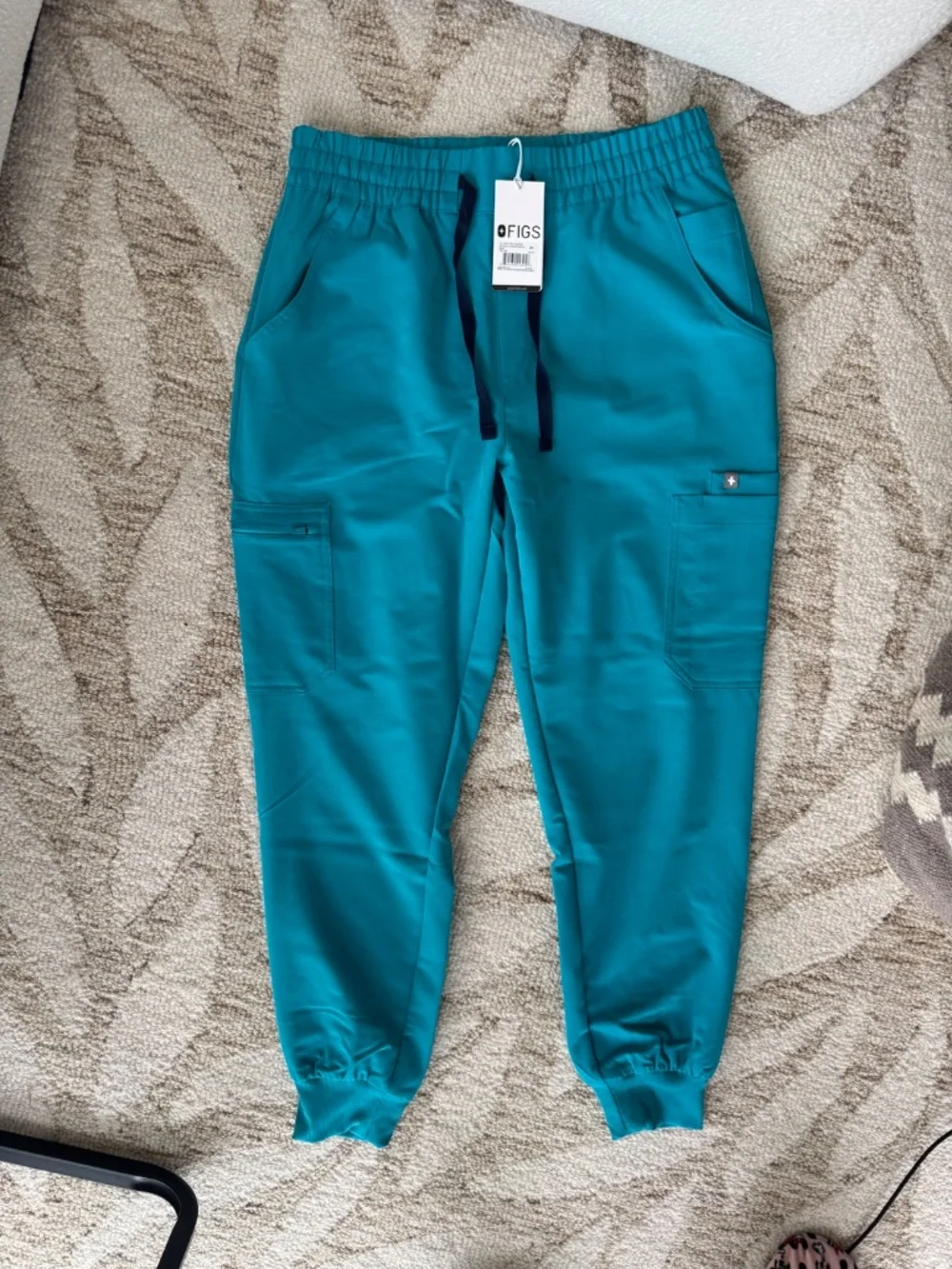 SOLD ON ANOTHER PLATFORM FIGS Uman High Waisted Jogger Scrub Pants Teal M NWT